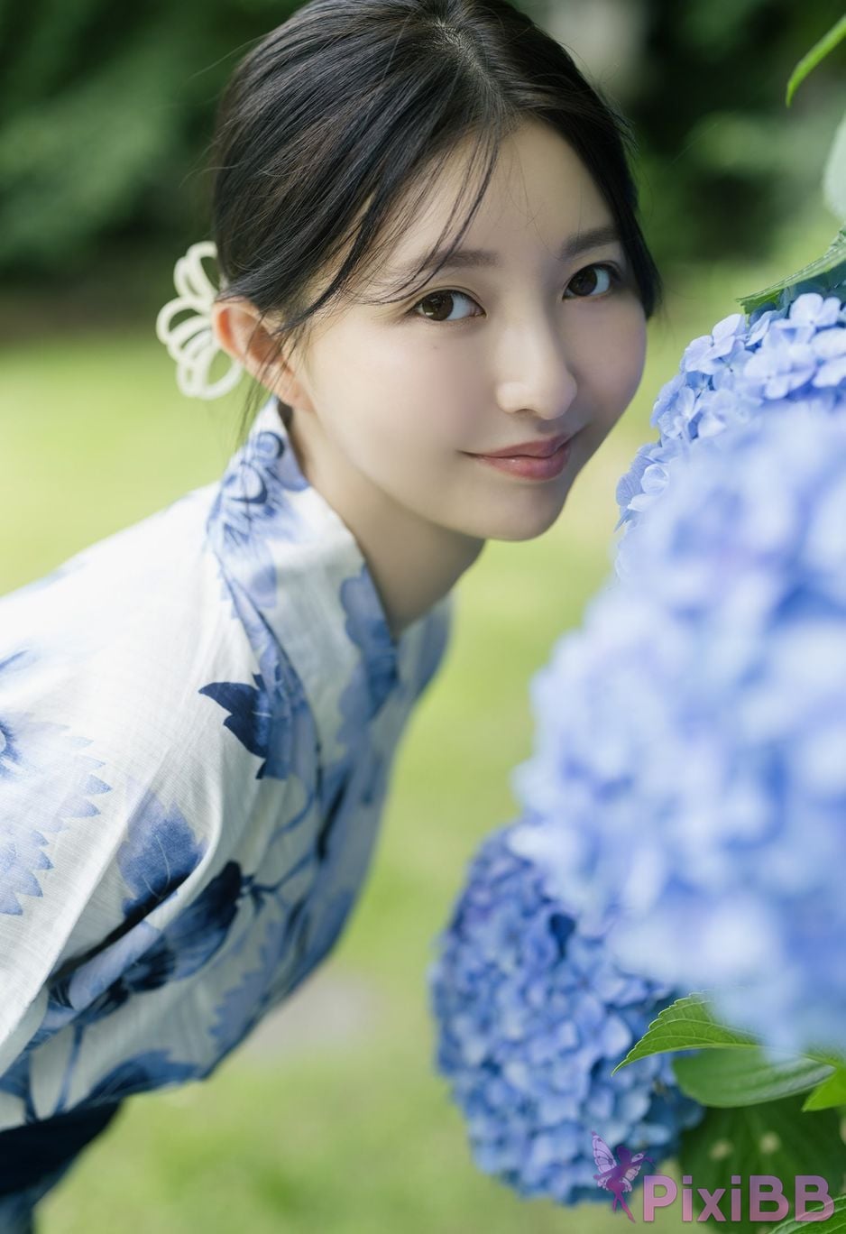 Japanese Idol Moka Hashimoto Moeka Digital only YJ PHOTO BOOK Tomoka SideB Neat and full of surprises Moka san PixiBB (24)